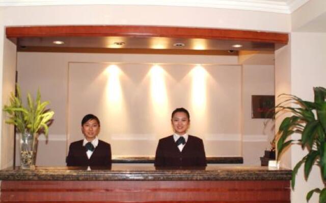 Qingdao ST. Paradise Hotel