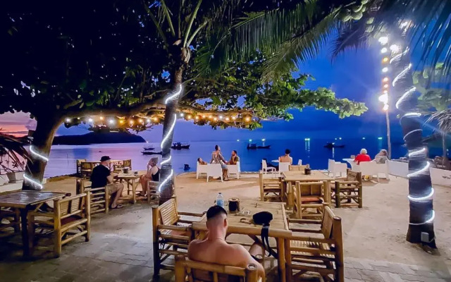 VIVA on the Beach Hotel