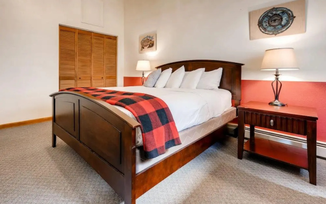 Boulder Mountain Lodge