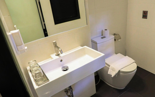 BED Phrasingh Hotel - Adults Only