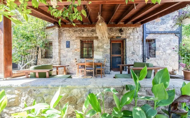 Chic Villa w Fireplace 3 min to Beach in Bodrum