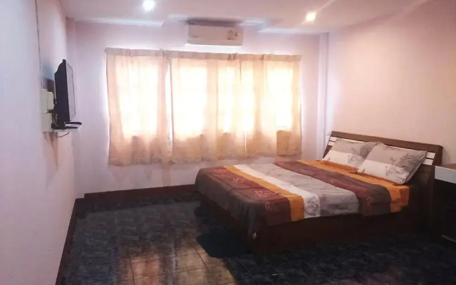 Baan Saen Rak Apartment