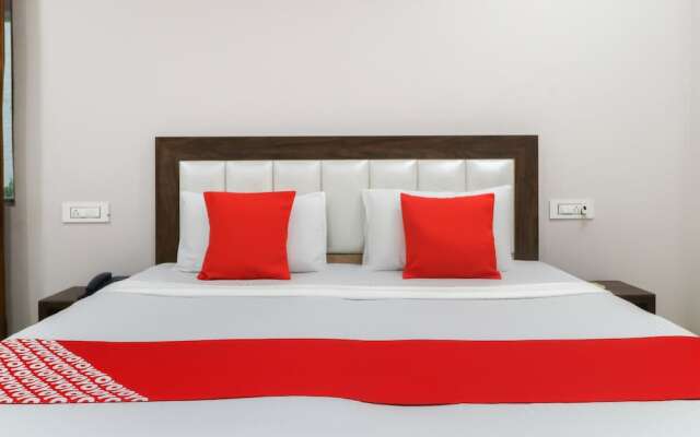 OYO 46349 Malaya House