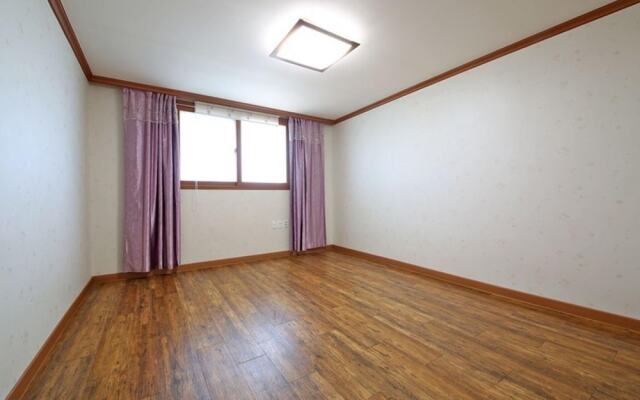 Ganghwa Island Beach Forest Pension