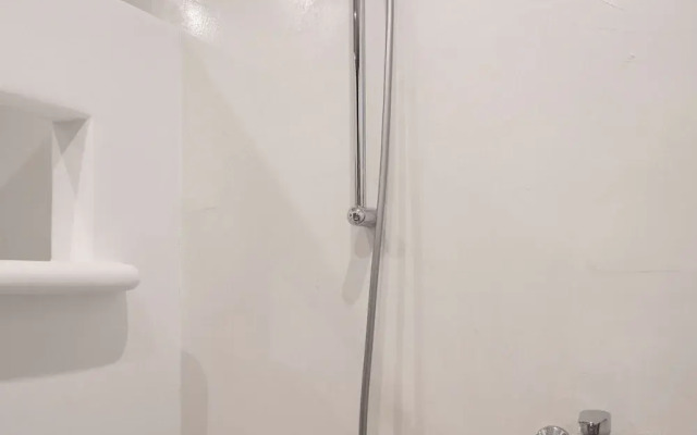 Kyon Beach Suites Kythnos