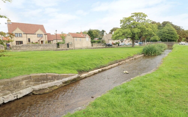 Kissingate, Mansfield
