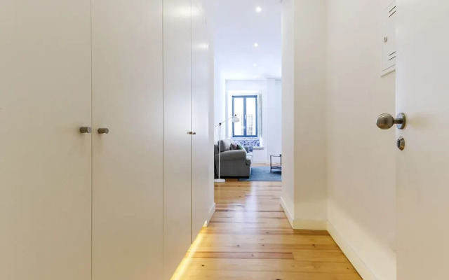 JOIVY Polished 1BR Apt, close by Avenida da Liberdade