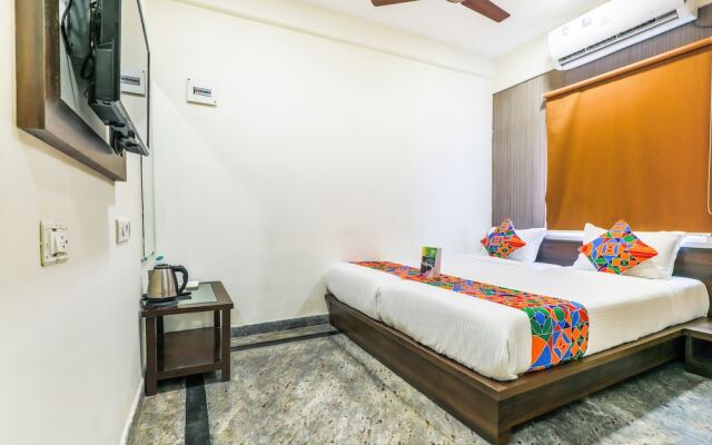 Fabhotel Star Holiday