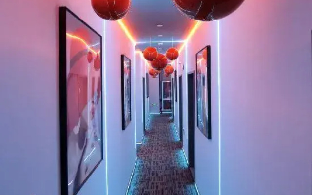 Shanghai Lianke Electric Sports Hotel