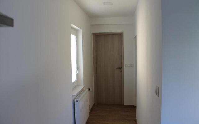 Petite Apartment