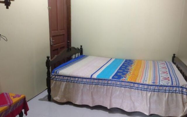 Homestay Mbah Mul by ZUZU