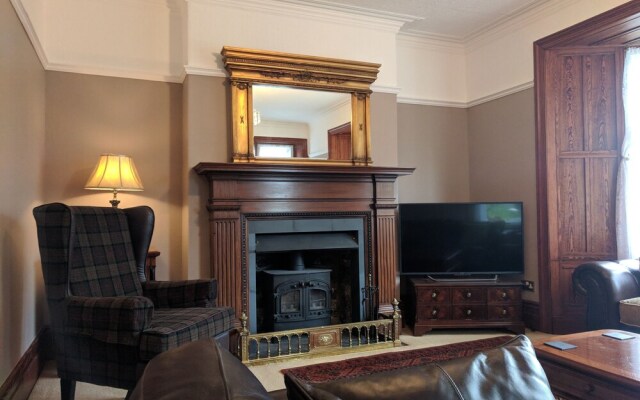 High View House