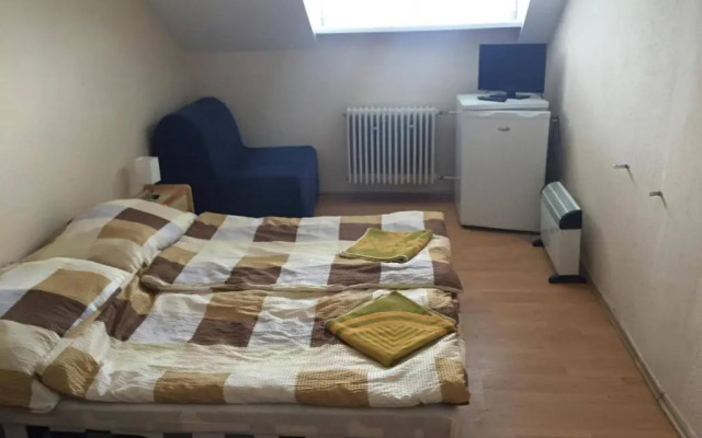 Turistická ubytovňa Hotel Divin