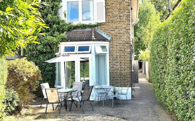 Detached 4beds - Windsor, Heathrow & London Access