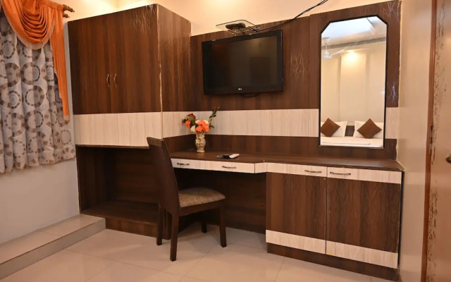 Hotel Gitanjali