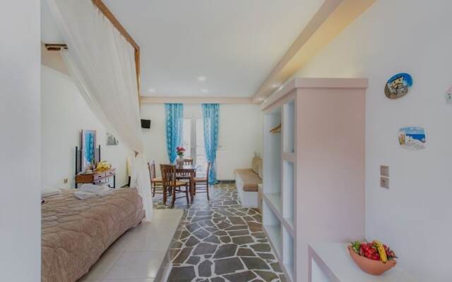 Saint George Hotel & Rooms