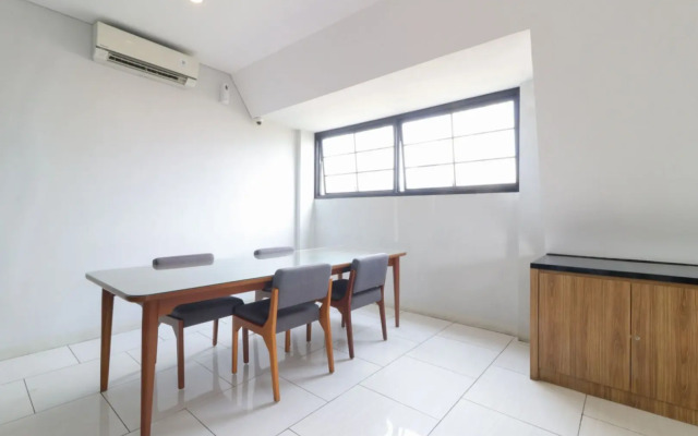 Mendjangan Residence
