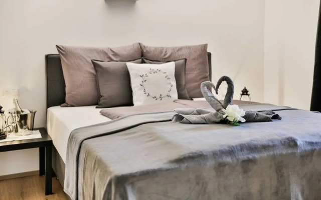 Inviting Apartment in Inzing With Garden