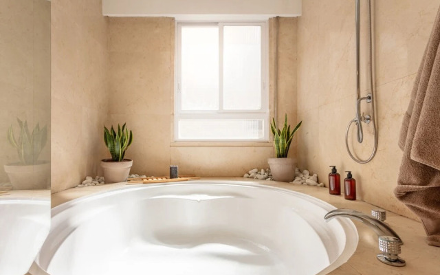 Wukro - 2 Bedrooms and Terrace in Chamber