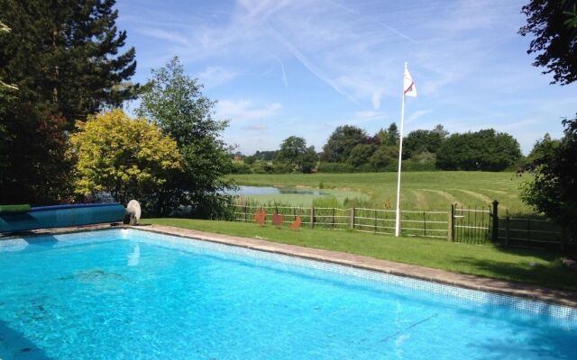 Whitethorn Bed and Breakfast