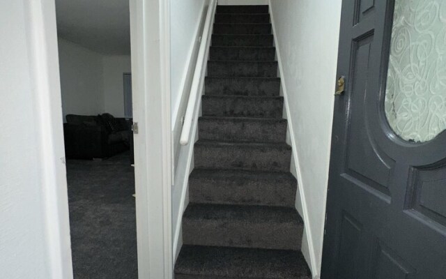 Noormak Nights Luxury 3-bed House in Birmingham