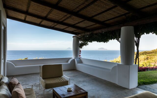 Capofaro Malvasia & Resort