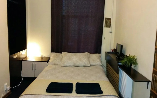 Nevski 103 Guest House