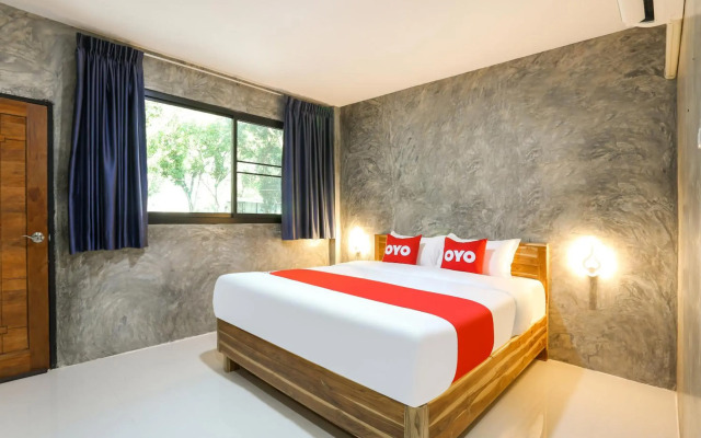 Super OYO 458 Nakorn Siam Boutique