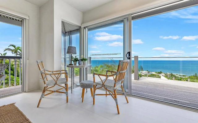 Enterprise St Prestigious Home with Breathtaking Views