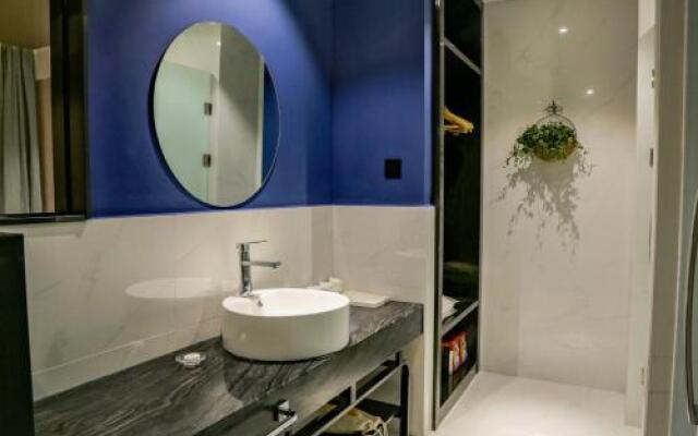 Metropoloxuchang Wenfeng Road Central Park Hote