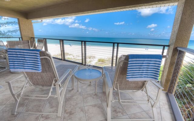 Coastal Sunset of Sunset Cove Apartment 3