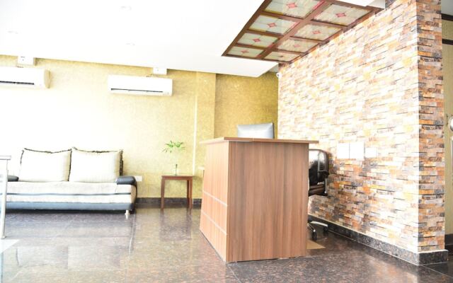 Hotel FloraInn