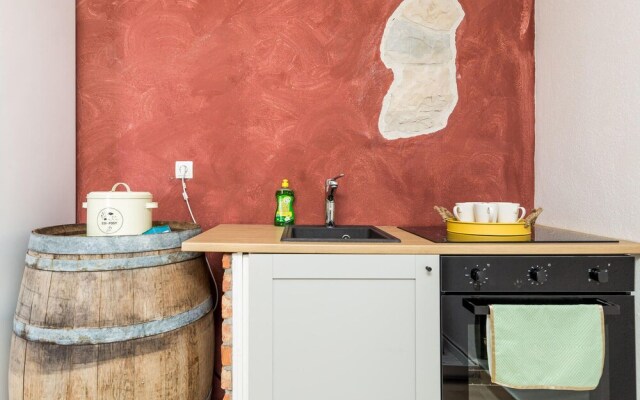 Amazing Home in Novalja With 5 Bedrooms and Wifi
