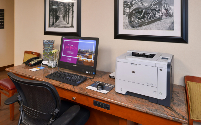 Hampton Inn Columbus-East