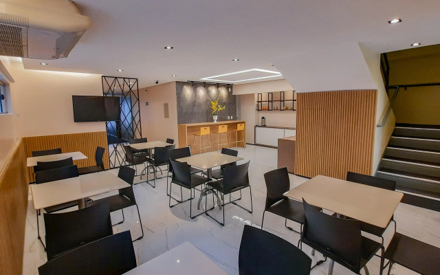 Hub Hotel
