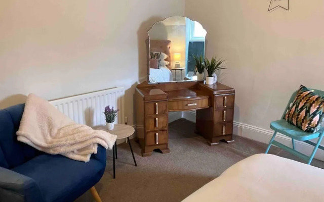 Inviting 2-bed House in Sunderland, Wifi, Parking