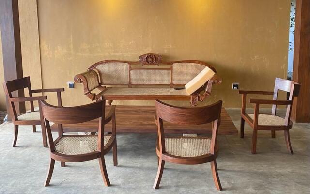 Oceanfront Luxury Private Villa in Ambalangoda