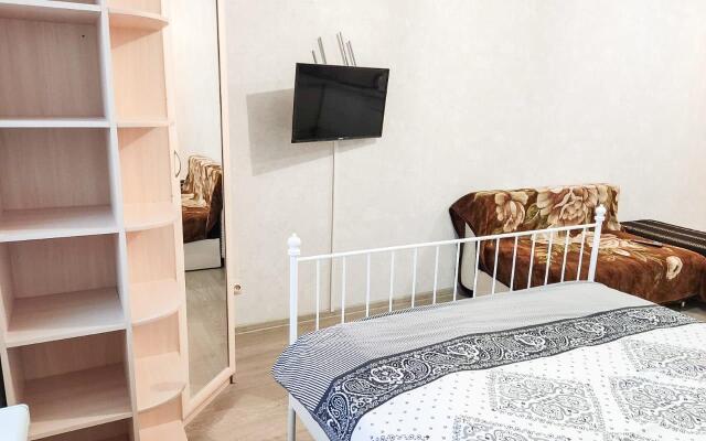 AlexHome (Alexhome) on Oktyabrskaya street 14a-605