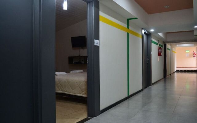 Village Park Hotel