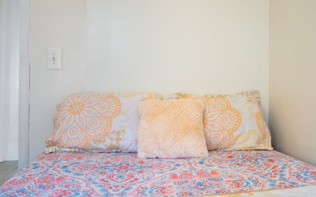 Furnished Eastern Parkway Guest House