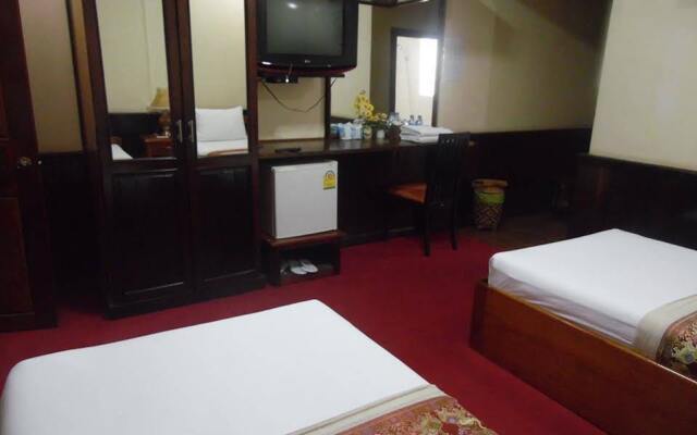 Somchith Chaleunxay Hotel