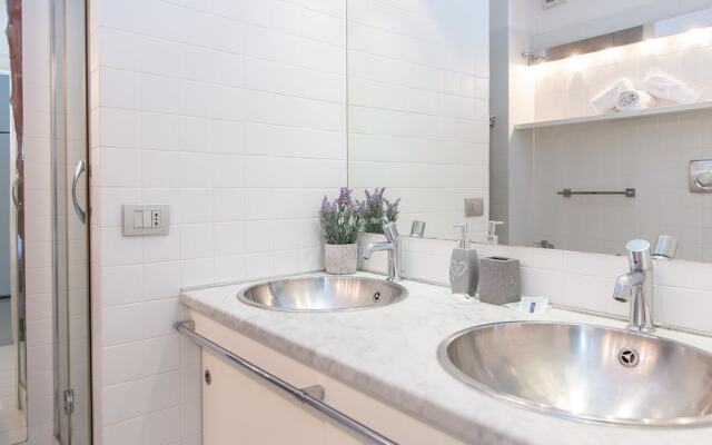 Rental in Rome Bernini Square