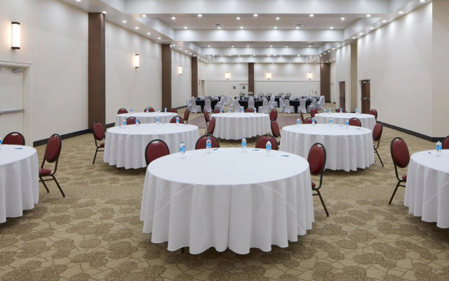 Four Points By Sheraton Virginia Beach Oceanfront