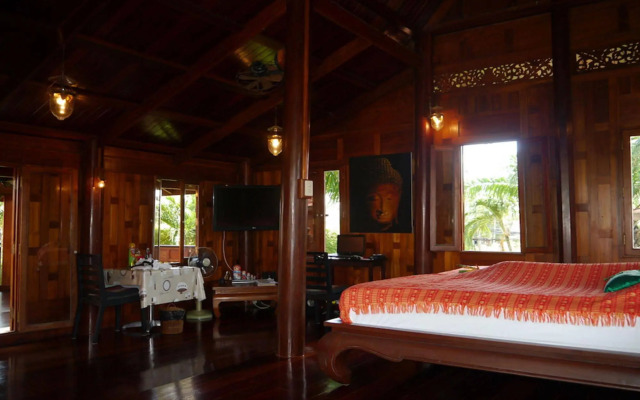 Villa Baan Tukae by Holiplanet