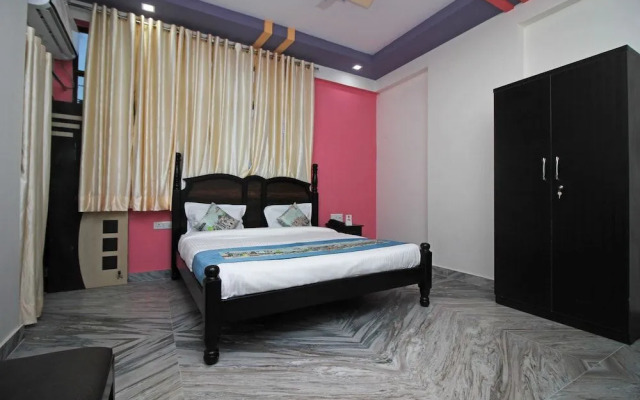 Collection O 9529 Hotel Krishna Palace