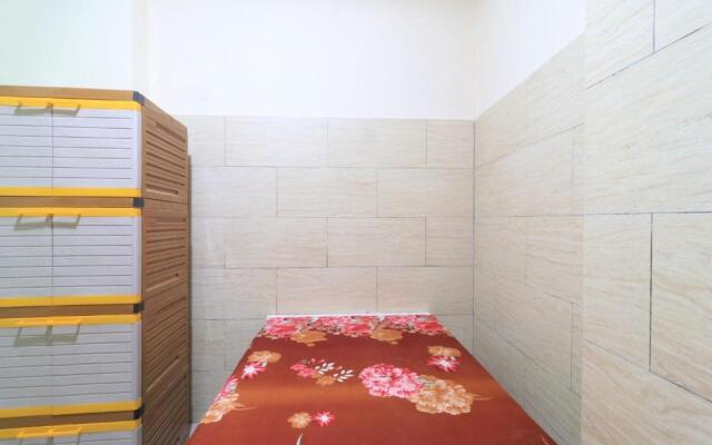 Eiffel Residence Tarakan - Female Only