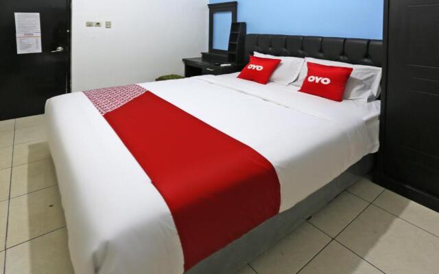 OYO 3865 Wisma Niaga