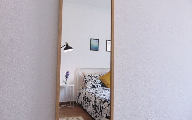 Puerto Canteras II by Canary 365