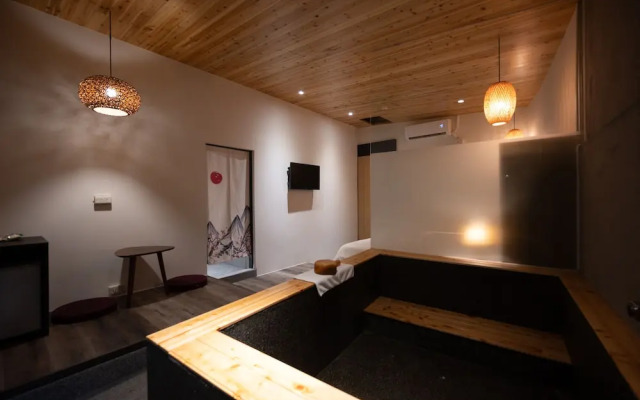 Yunoyado Onsen Hotspring Hotel Deyang