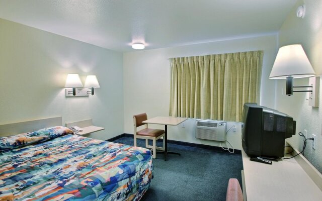 Clarion Pointe